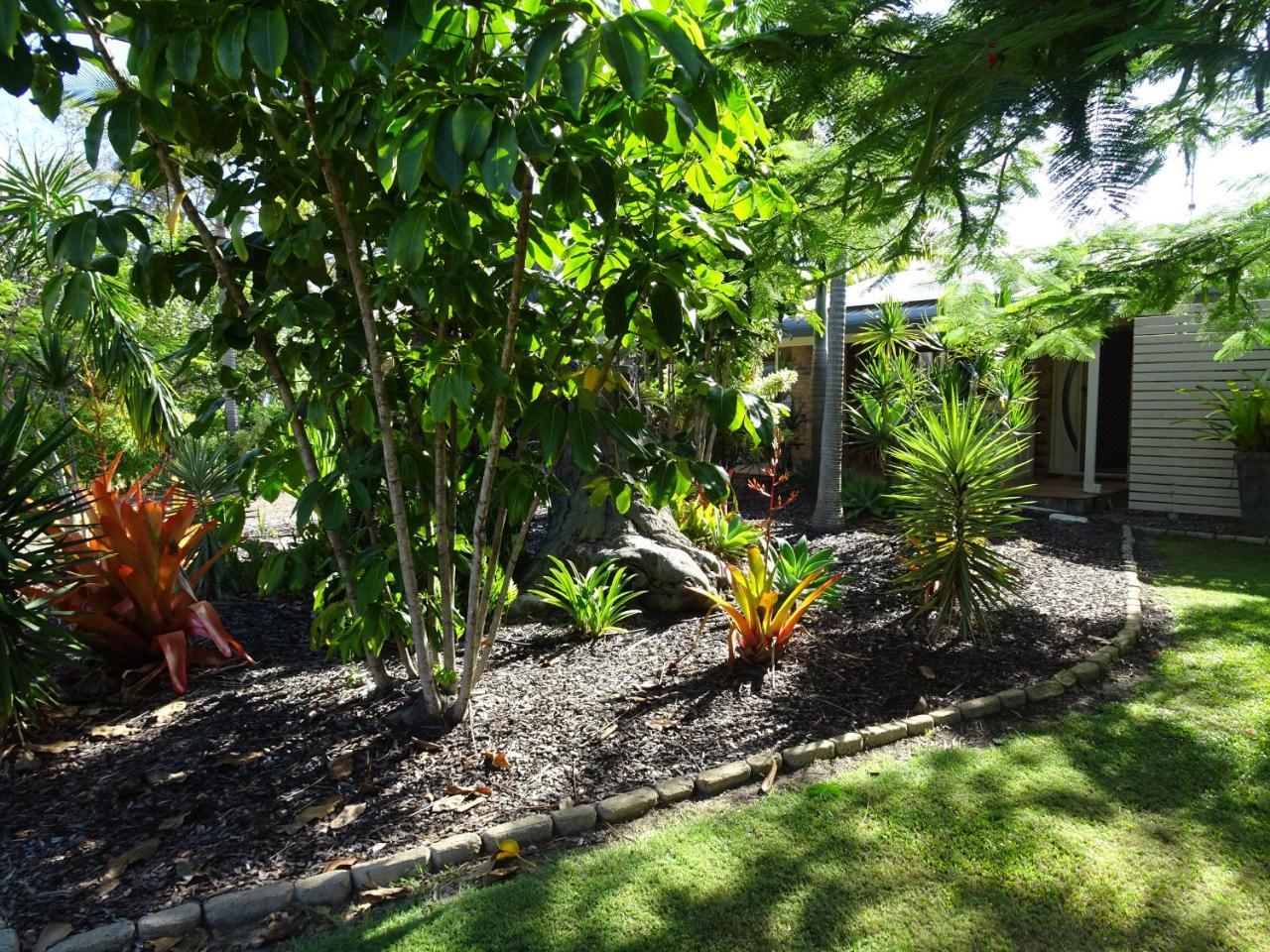 Bluegrass Bnb Bed and Breakfast Bundaberg Exteriör bild